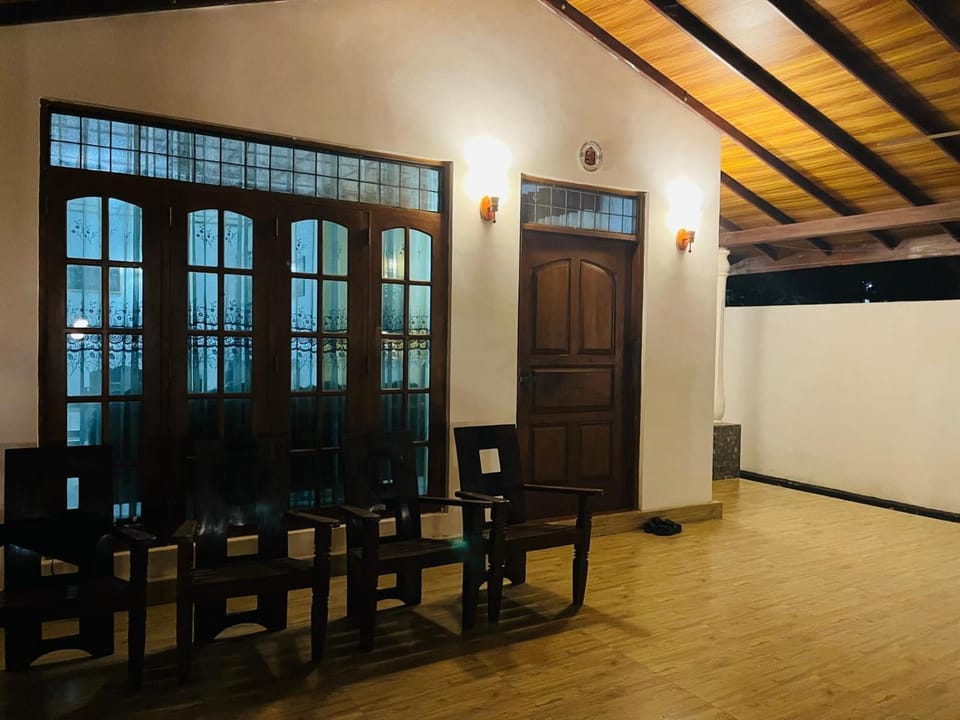 Airport View Home-Stay Vacation rental in Negombo
