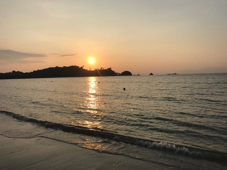 MP Resort Koh Phayam Bed and Breakfast in Ko Phayam