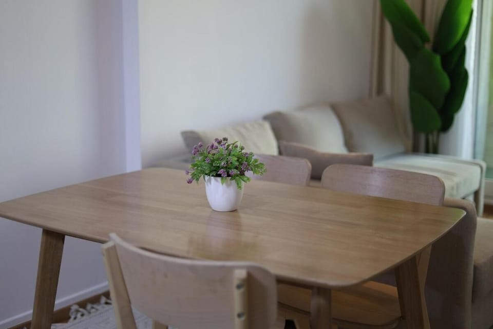 Luxury 2BHK In Marina W Rooftop Pool Man 1908 Apartment in Dubai
