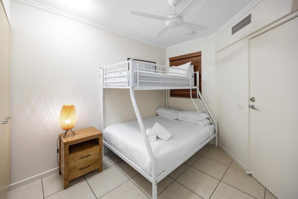 Absolute Beachfront Unit Apartment in Kings Beach