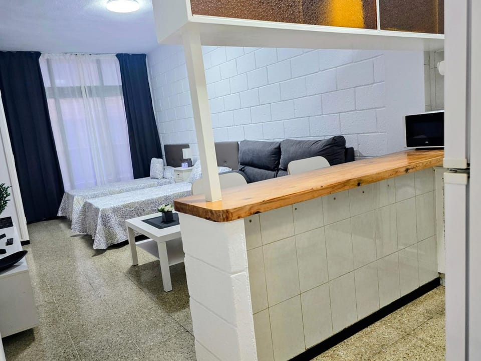 Kitchen or kitchenette, Living room, Dining area