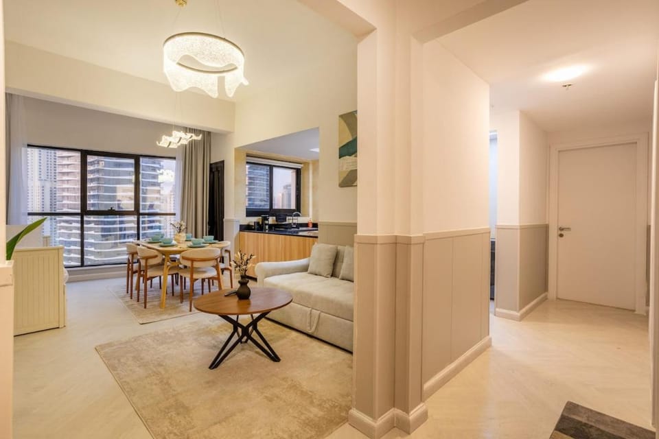 Luxury 2BHK in Dubai Marina Escan 2001 Apartment in Dubai