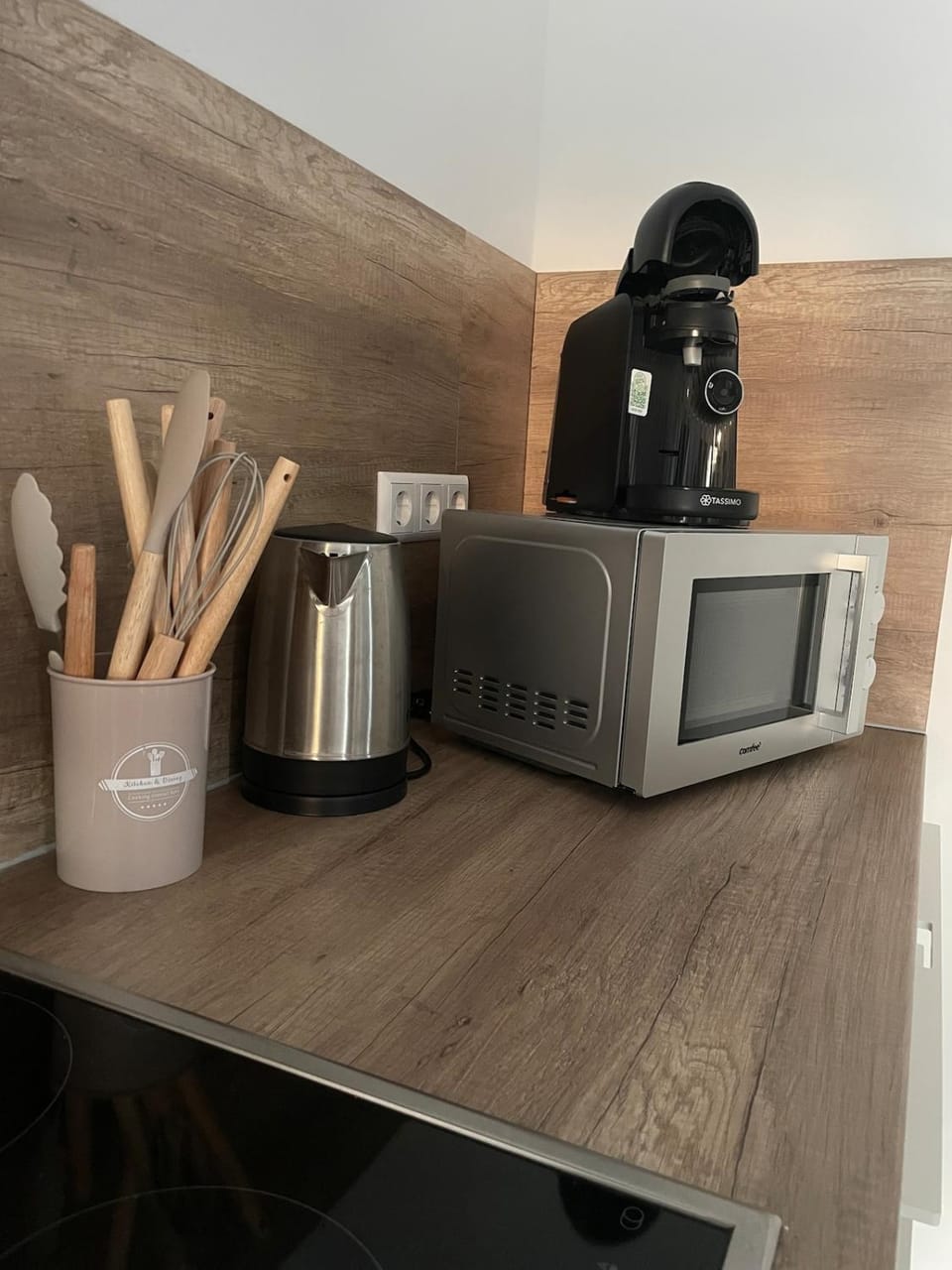 Coffee/tea facilities, Kitchen or kitchenette
