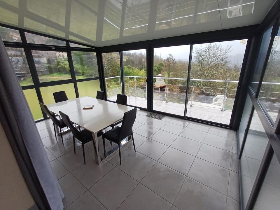 Day, View (from property/room), Balcony/Terrace, Seating area, Dining area