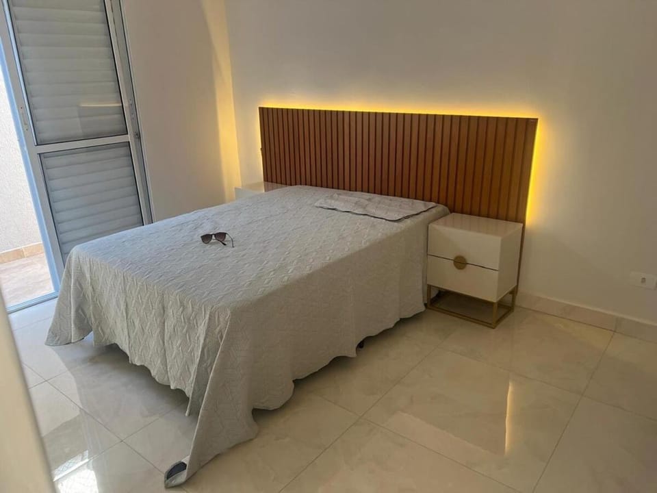 Apartamento no Guarujá para família ou grupo de amigos para 5 pessoas Apartment in State of São Paulo