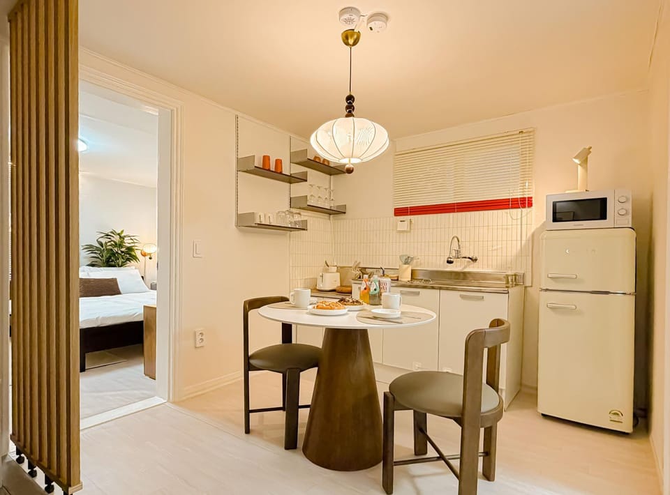 Kitchen or kitchenette, Living room, Dining area, toaster