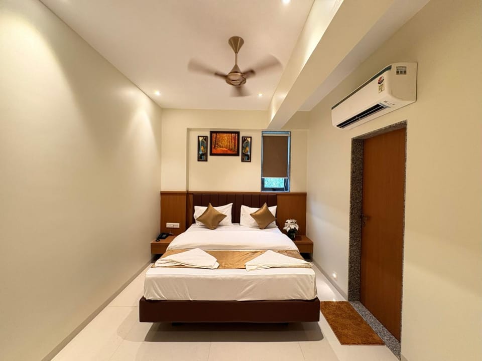 Hotel Sefe House Hotel in Maharashtra