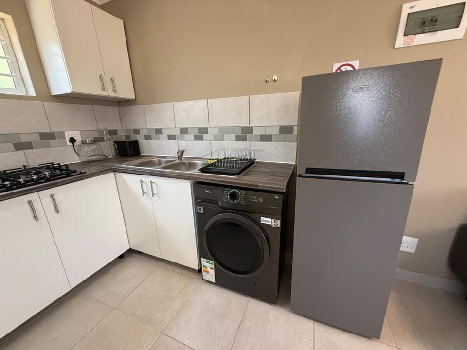 Kitchen or kitchenette, kitchen