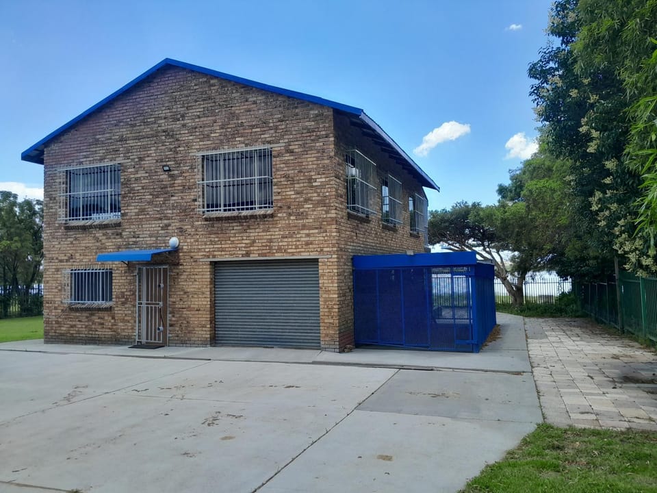 Property building, Parking