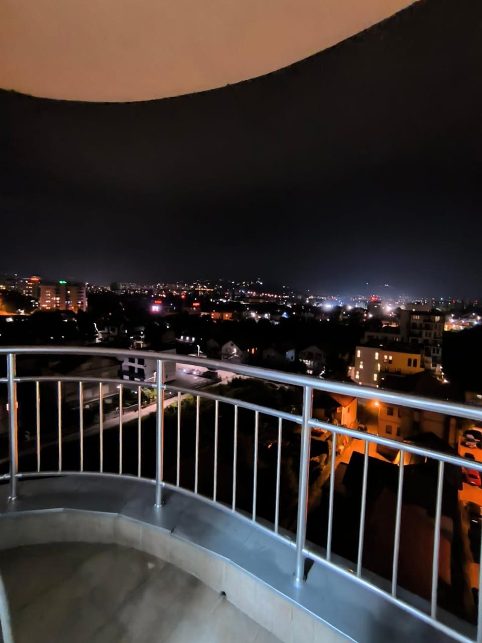 City view, Mountain view