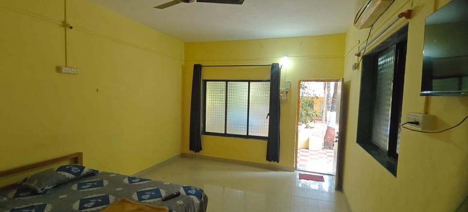 Beachfront Bliss Varsoli Bed and Breakfast in Alibag