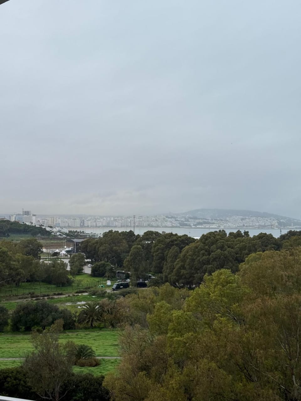 Family 3BR Sea View Apart Prime Location Apartment in Tangier