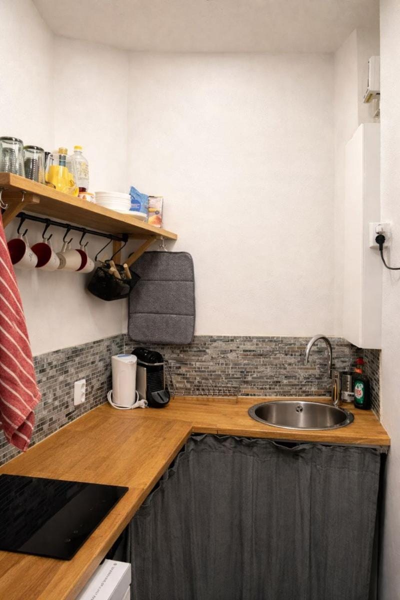 30 Sqm Old Town Cozy Hideaway Apartment in Stockholm