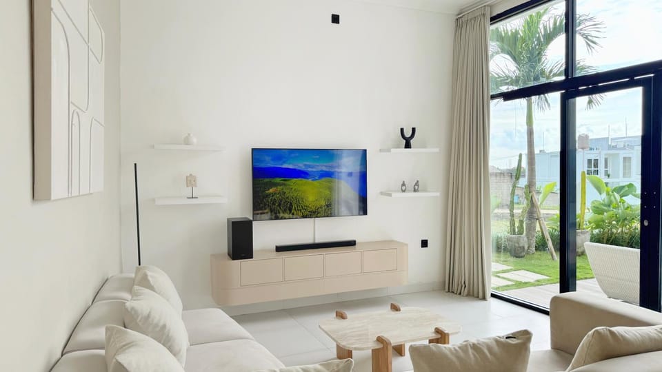 TV and multimedia, View (from property/room), Living room