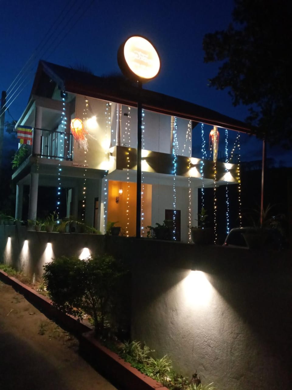 Nidahase Nawathena Cottage Bed and Breakfast in Sri Lanka