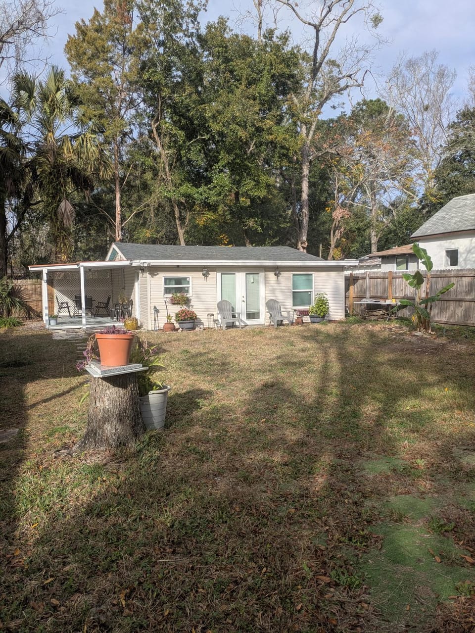Cottage & Garden Bed and Breakfast in Jacksonville