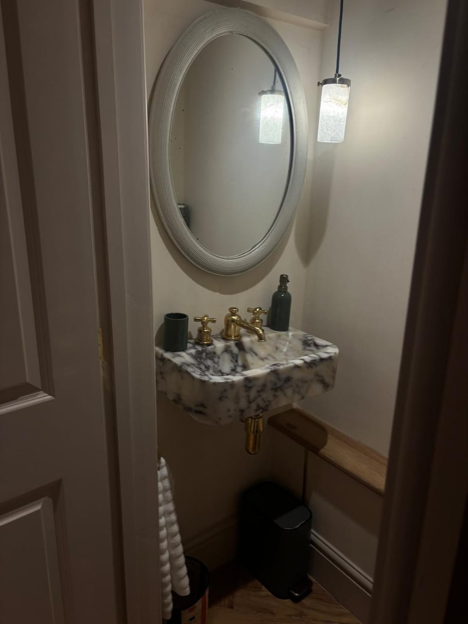 Charming central Winchester room, self-contained Apartment in Winchester