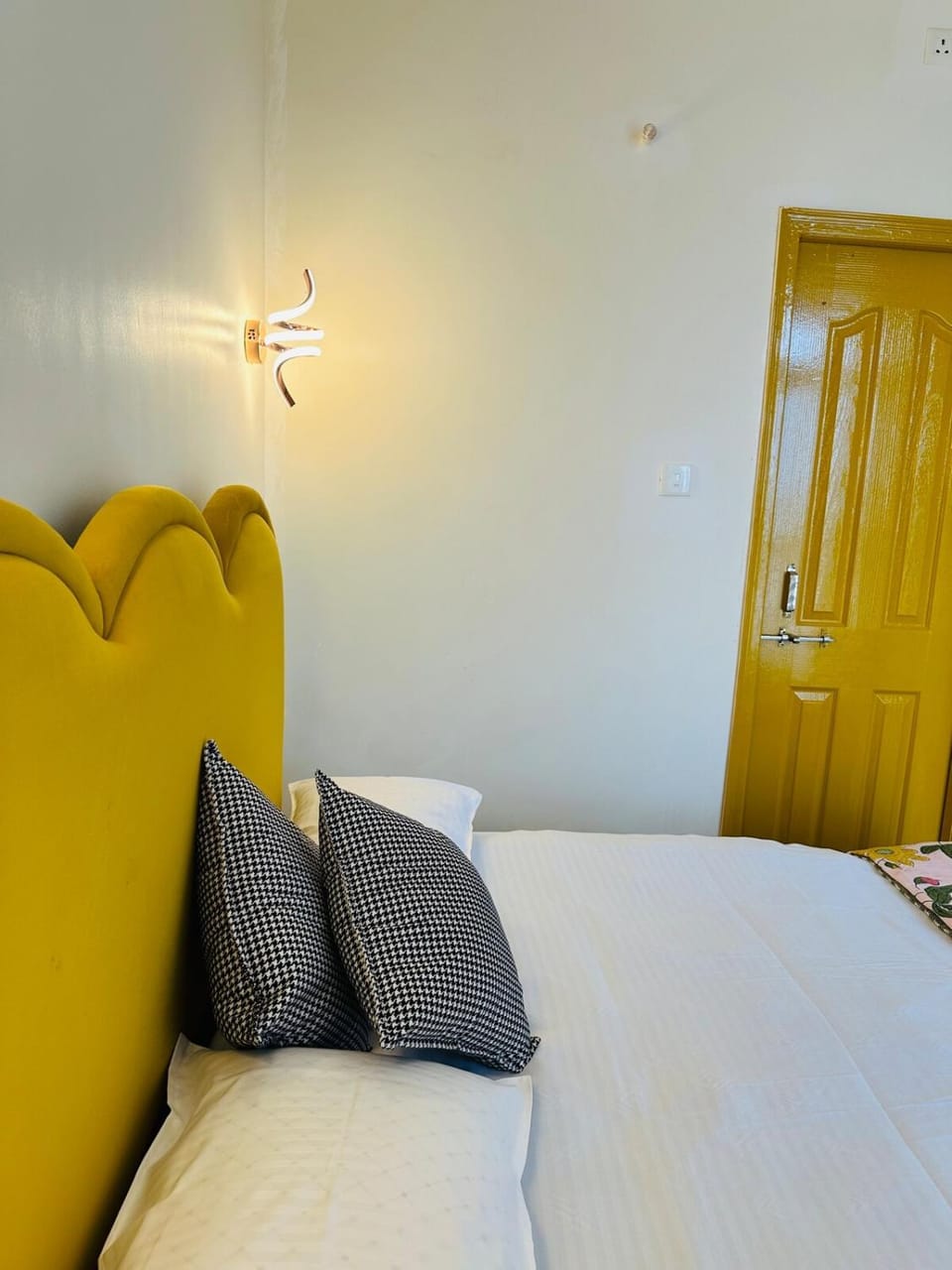 Pitambar Apartment in Varanasi