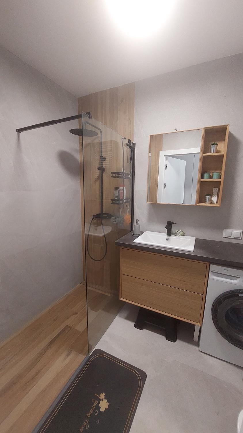Spacious studio with garden Apartment in Warsaw