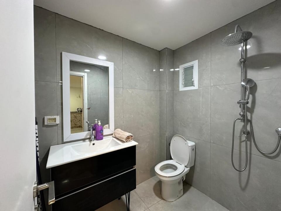 Shower, Toilet, Bathroom