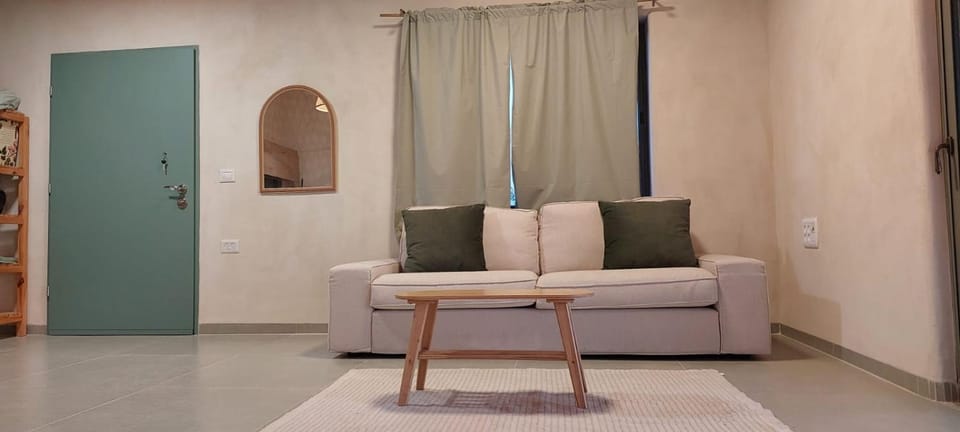 שיר ערש Apartment in North District