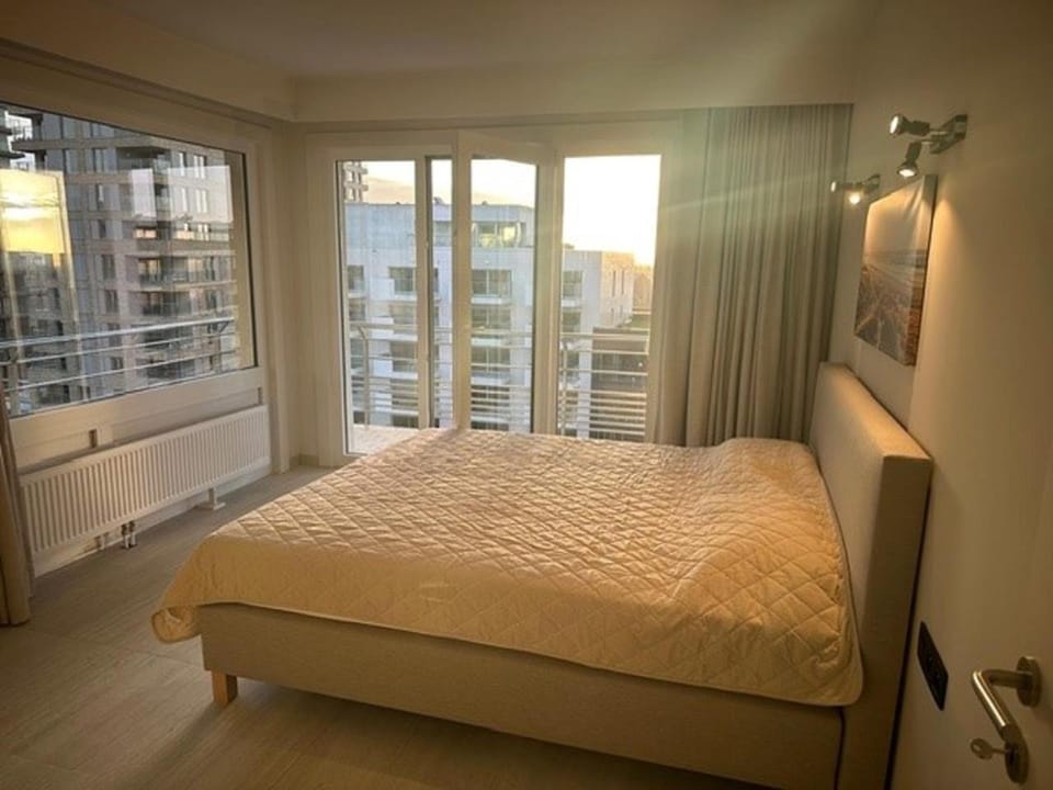 Bed, Balcony/Terrace, Photo of the whole room, Bedroom