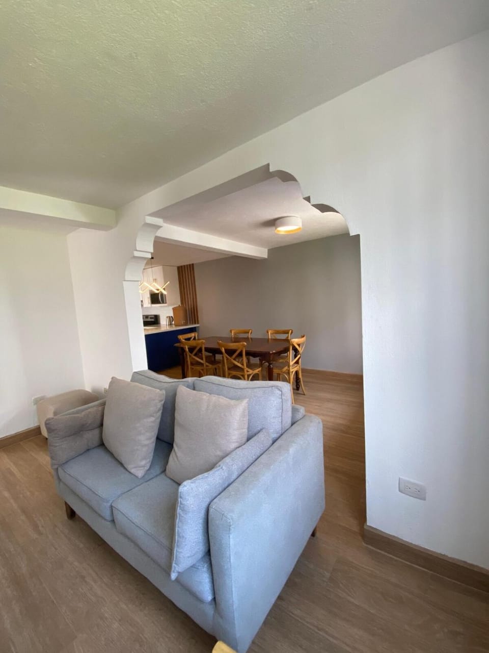Living room, Seating area, Dining area, fireplace