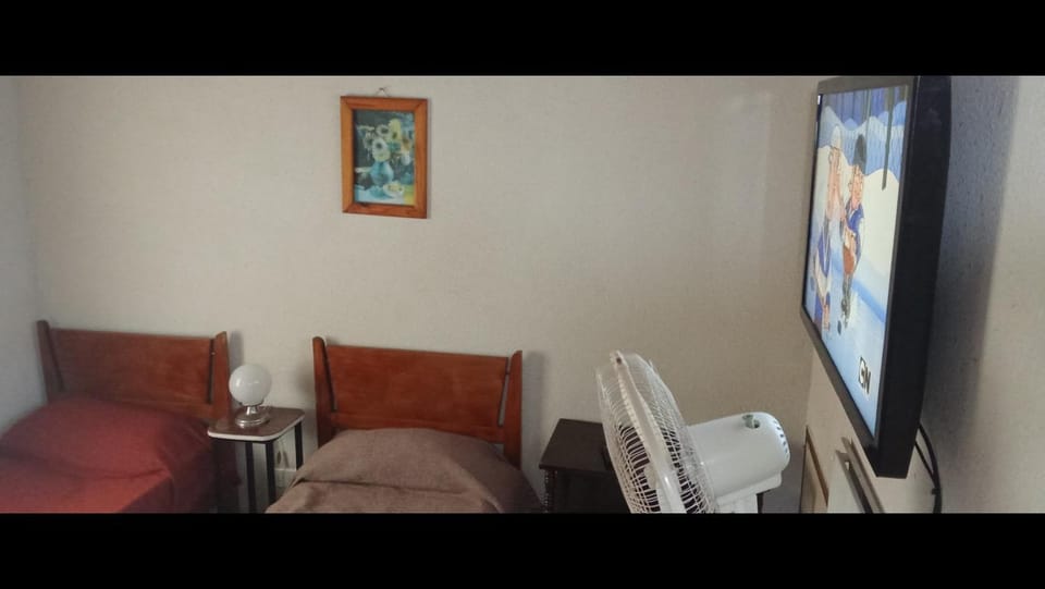 Excelente Duplex en San Bernardo para seis personas, con cochera internet tv con cable parrilla House in San Bernardo del Tuyú