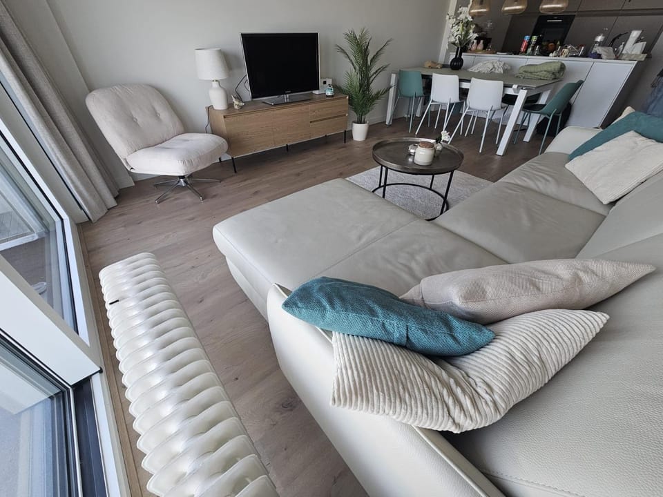 Isola Bella - Luxe Verblijf op de Zeedijk met Panoramisch Uitzicht Apartment in Bruges