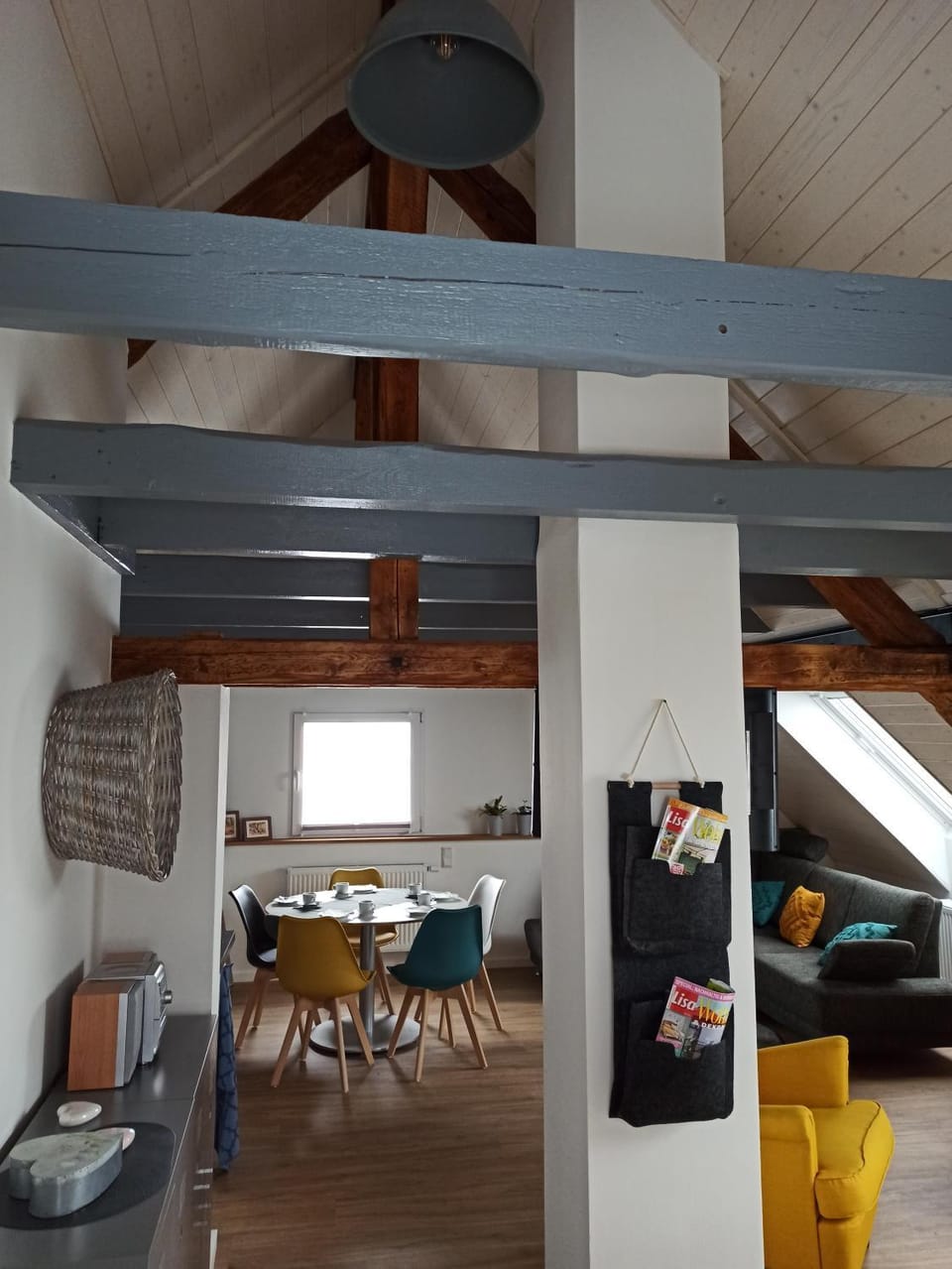 Living room, Dining area