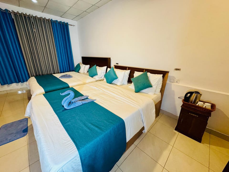 Silanway Holiday Inn Bed and Breakfast in Central Province