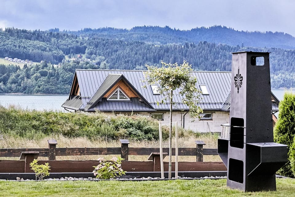 View (from property/room), Lake view, Mountain view