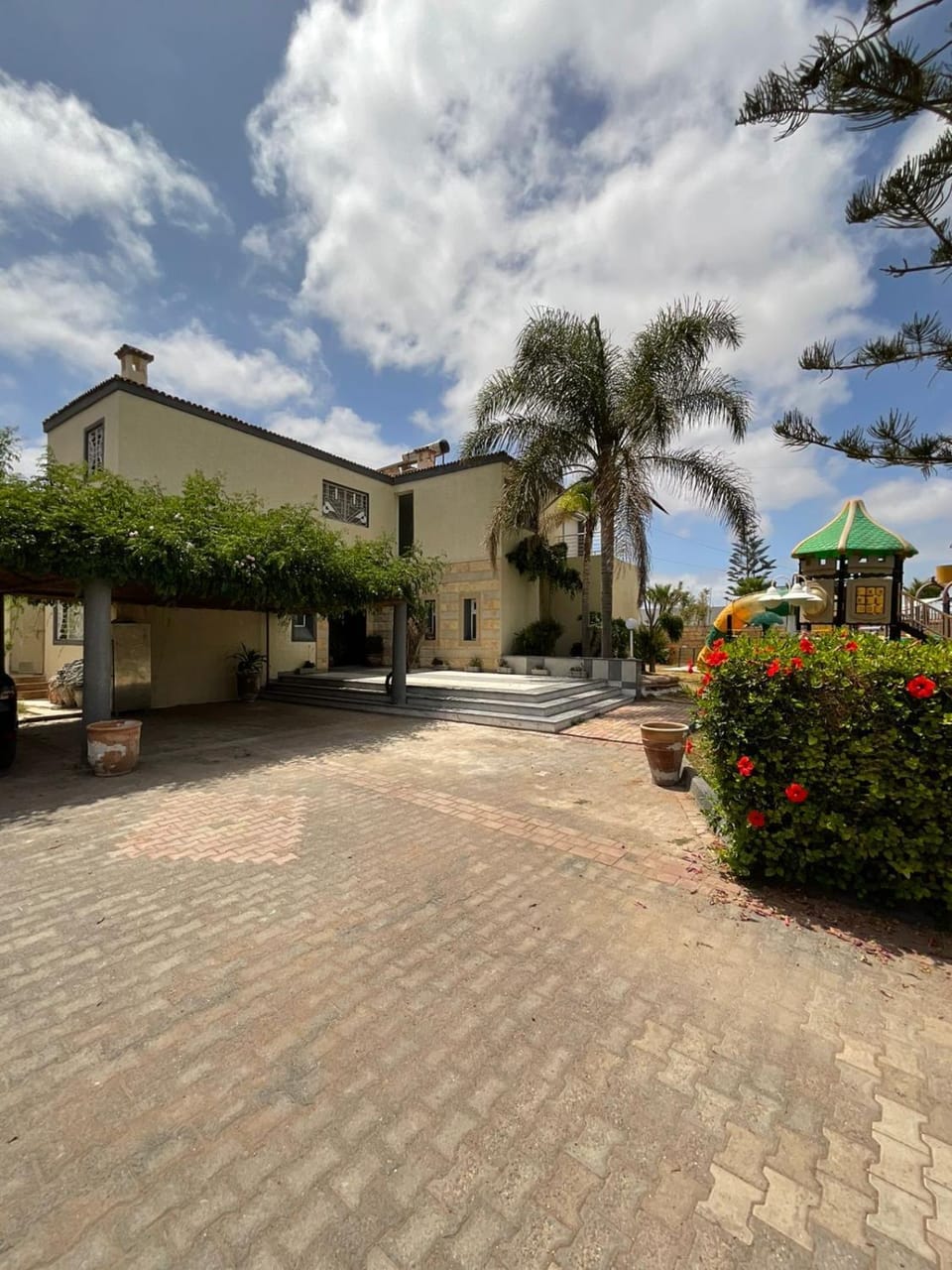 Villa Prestige avec piscine Villa in Casablanca-Settat
