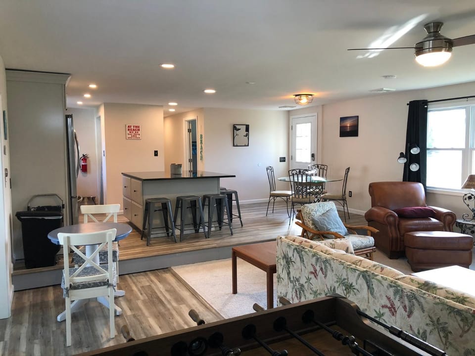 Pet-Friendly Beach House with Game Room House in North Cape May