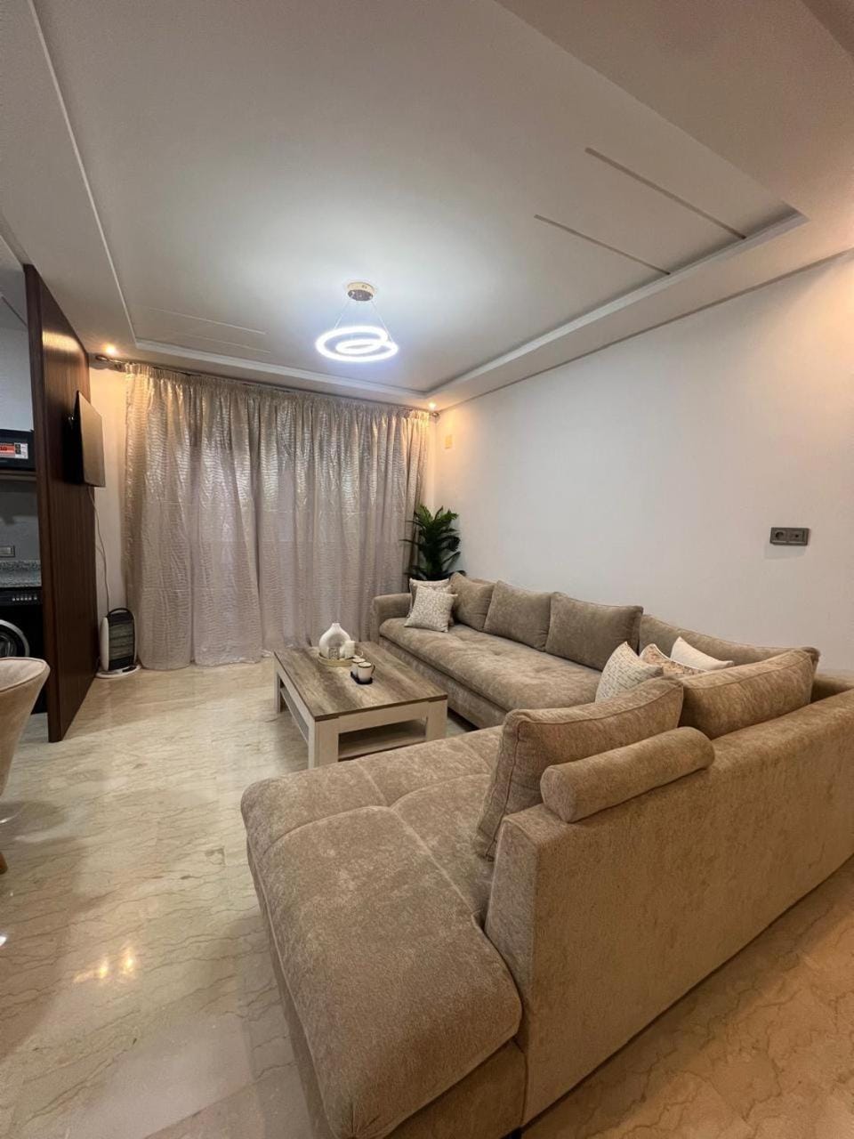 Modern fully-equipped apartment in a residence Apartment in Casablanca-Settat