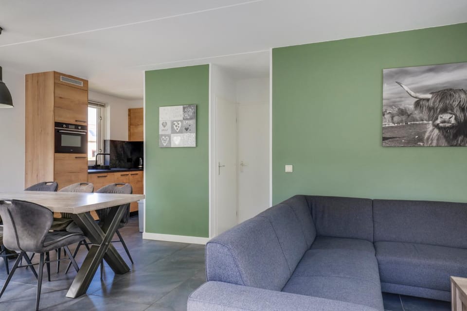 6 - Person Lake Area 28 Bungalow House in Gelderland, Netherlands