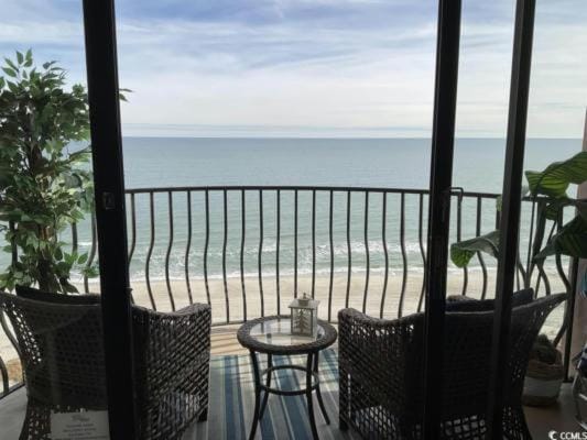 Oceanfront Newly Renovated, Great Location, King Apartment hotel in Myrtle Beach