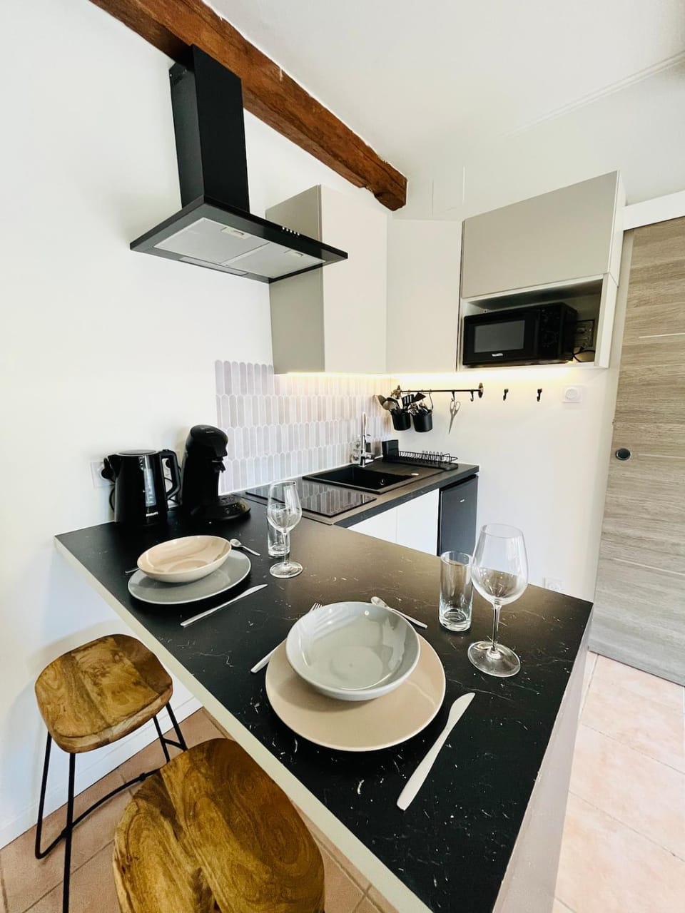 Kitchen or kitchenette
