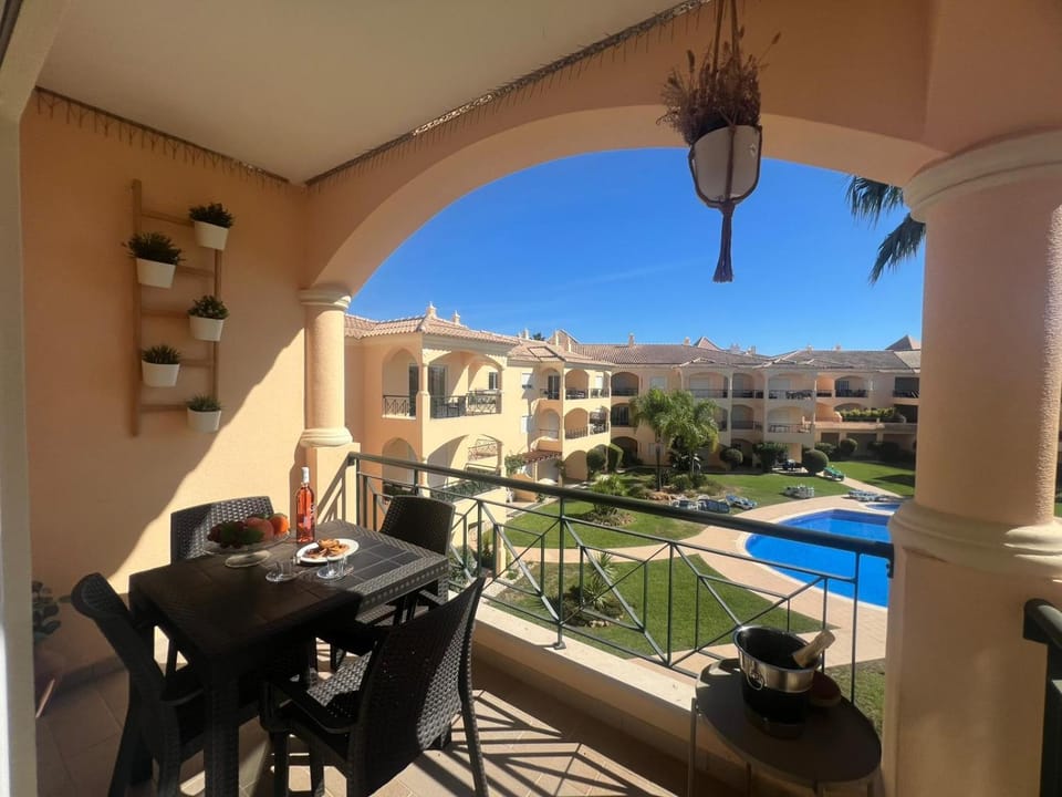 View (from property/room), Balcony/Terrace, Swimming pool