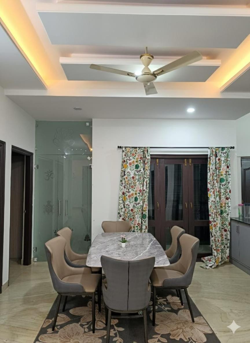 Spacious 3BHK in Jubilee Hills Near Film Nagar House in Hyderabad