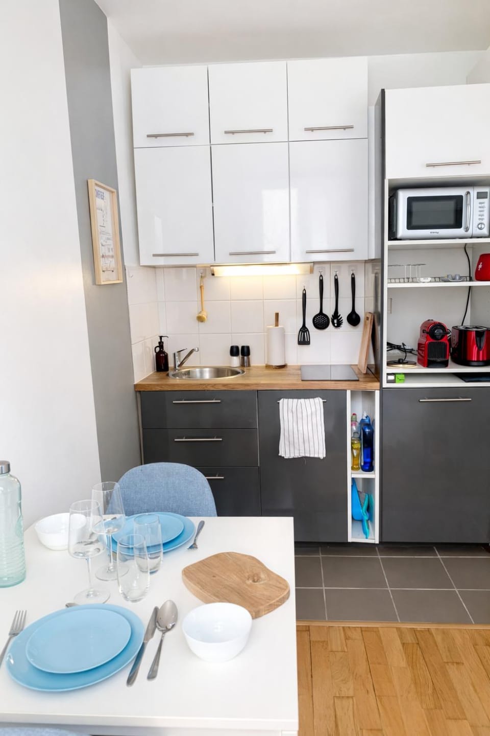 Kitchen or kitchenette
