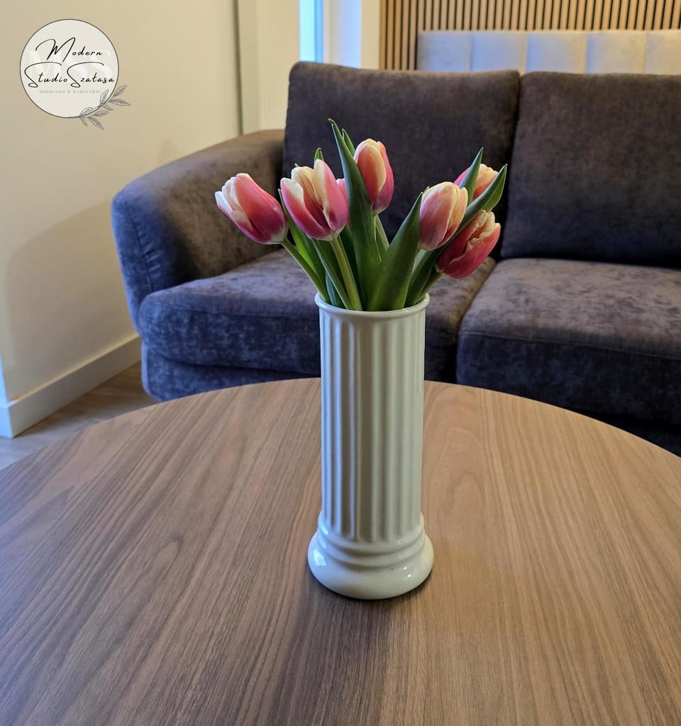 Living room, Decorative detail, Seating area