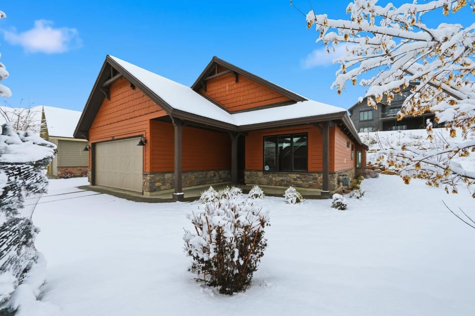 Trappers Ridge Powder Haven House in Eden