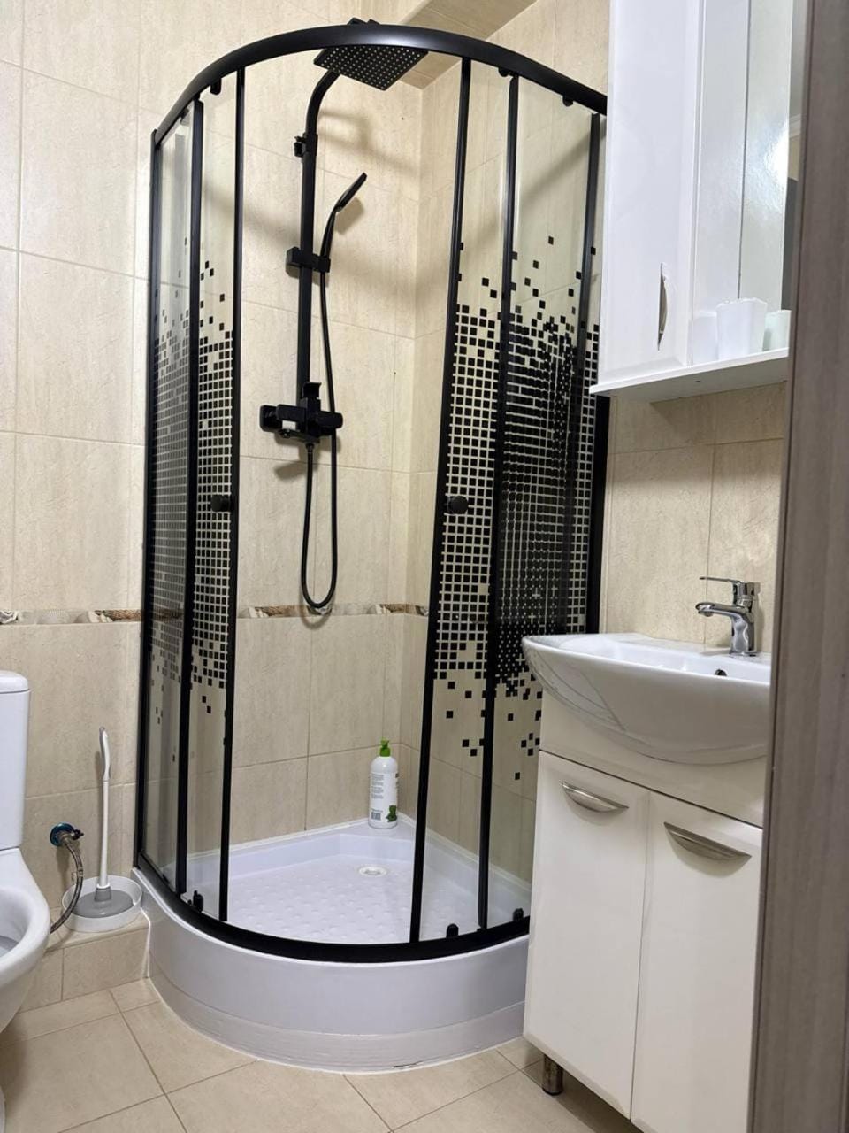 Modern Studio Apartment with Kitchen Apartment in Chișinău