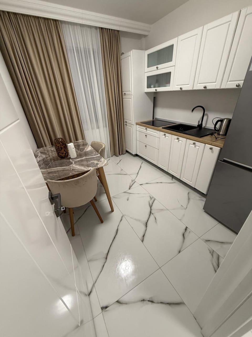 Luxury apartment in the residential area of Suceava Apartment in Romania