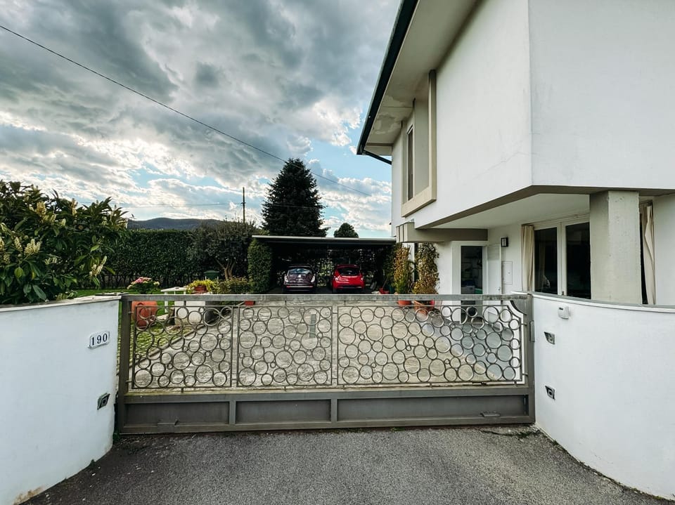 Relax in Lucca - Private Swimming Pool Apartment in Capannori