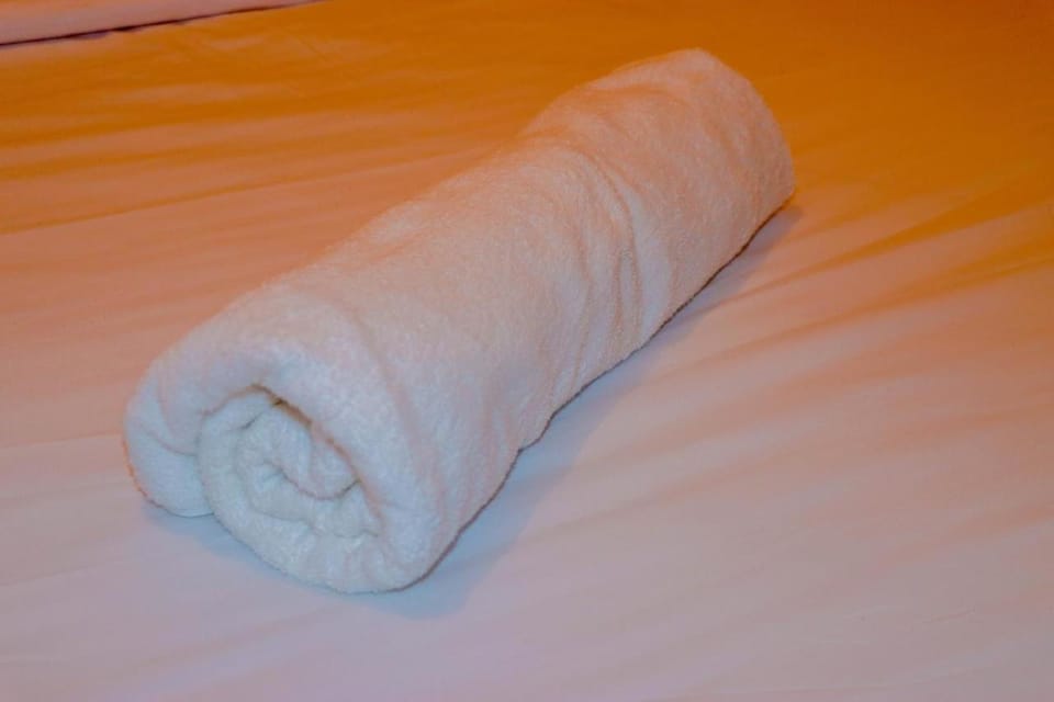 2 bed room ensuite makasembo Vacation rental in Uganda