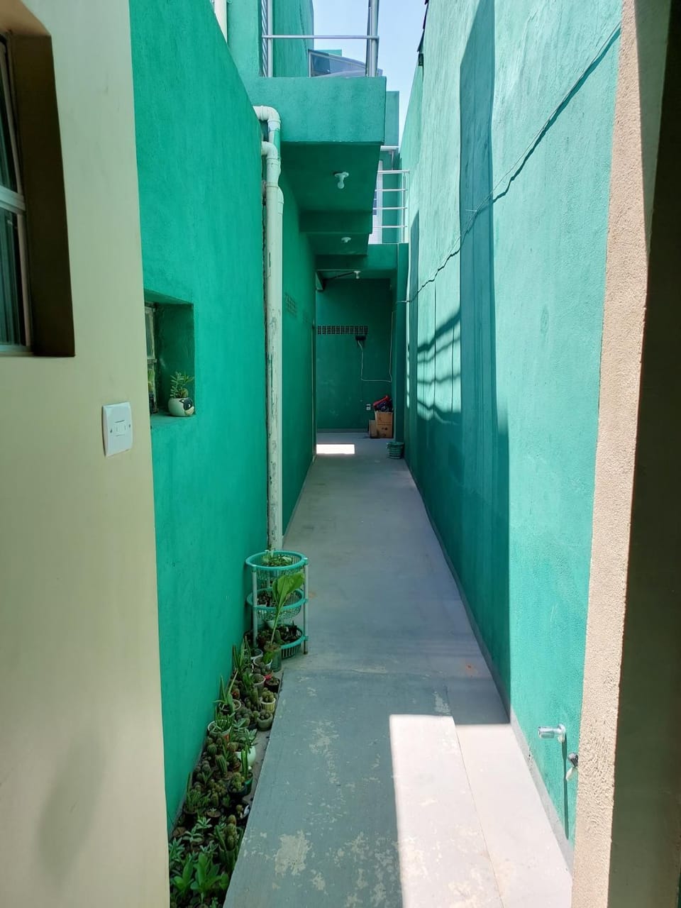 Facade/entrance