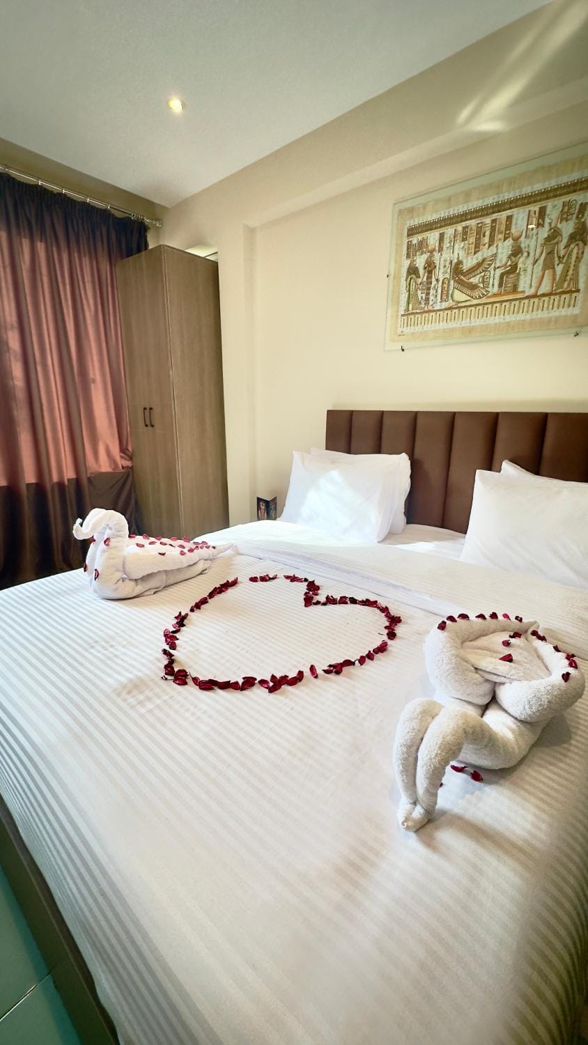 Bed, Photo of the whole room