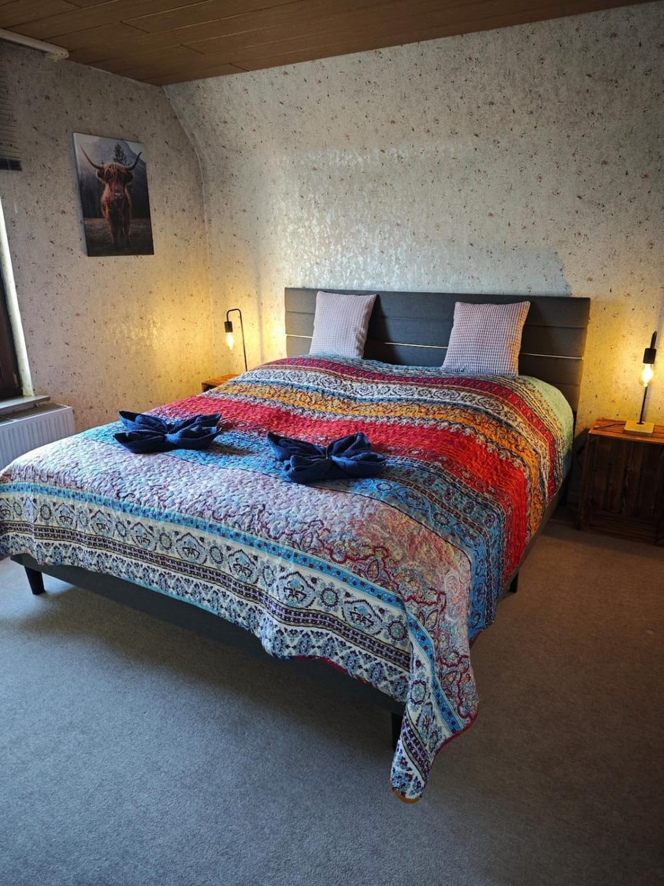 Bed, Bedroom